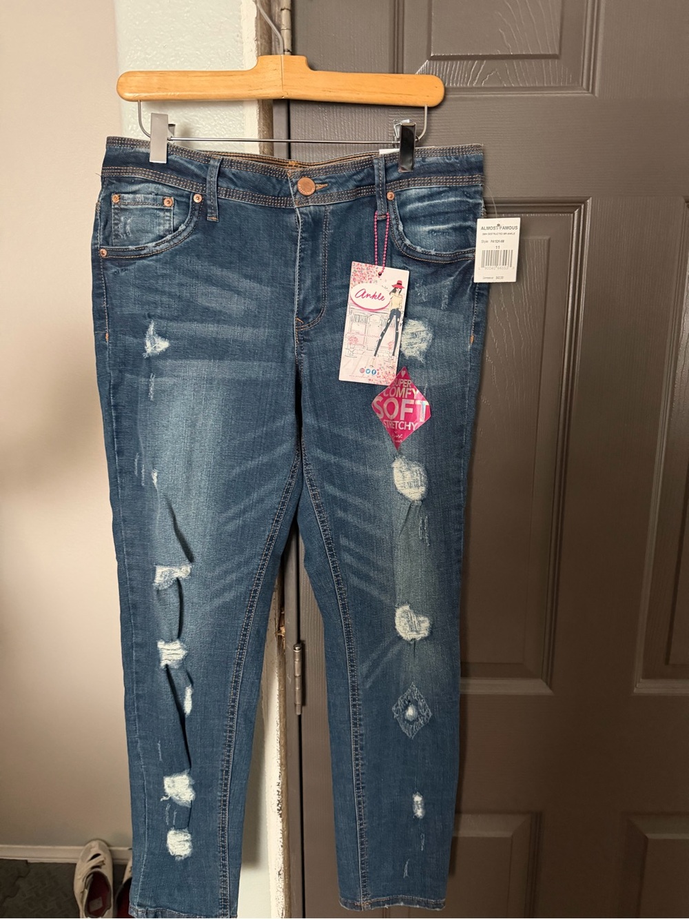 Almost Famous Mid-rise Some Distress Ankle Jeans